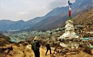 Hiking back to namche bazaar